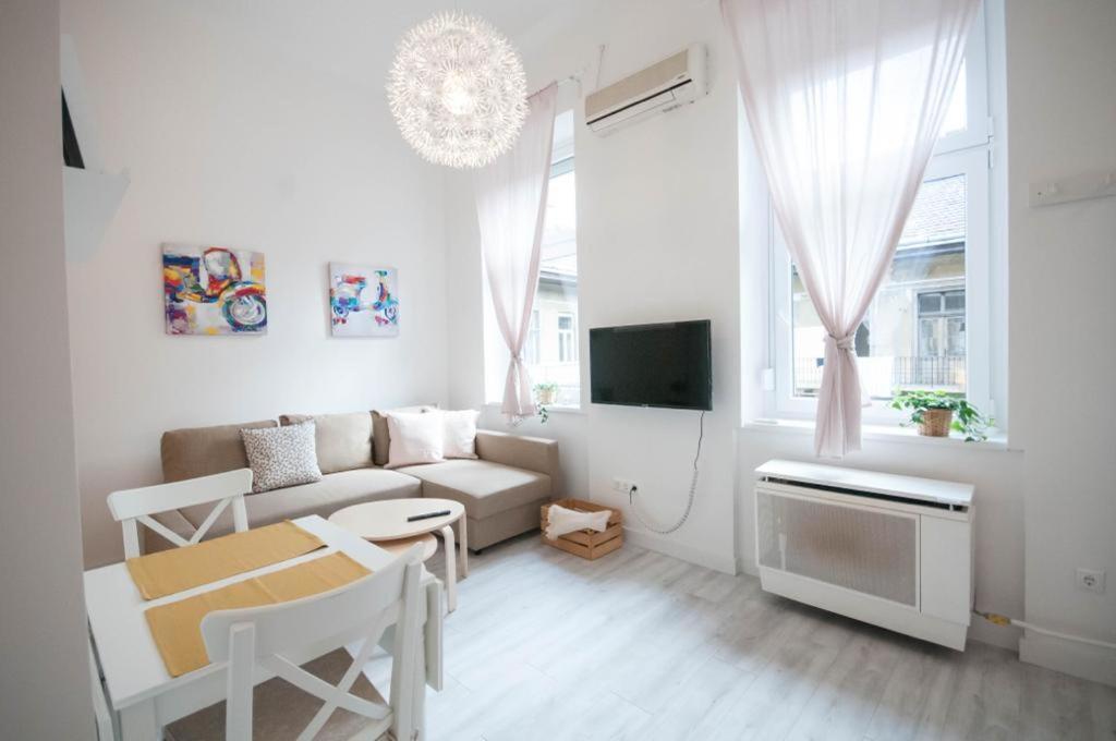 בודפשט Cs3 Csanyi Apartment מראה חיצוני תמונה