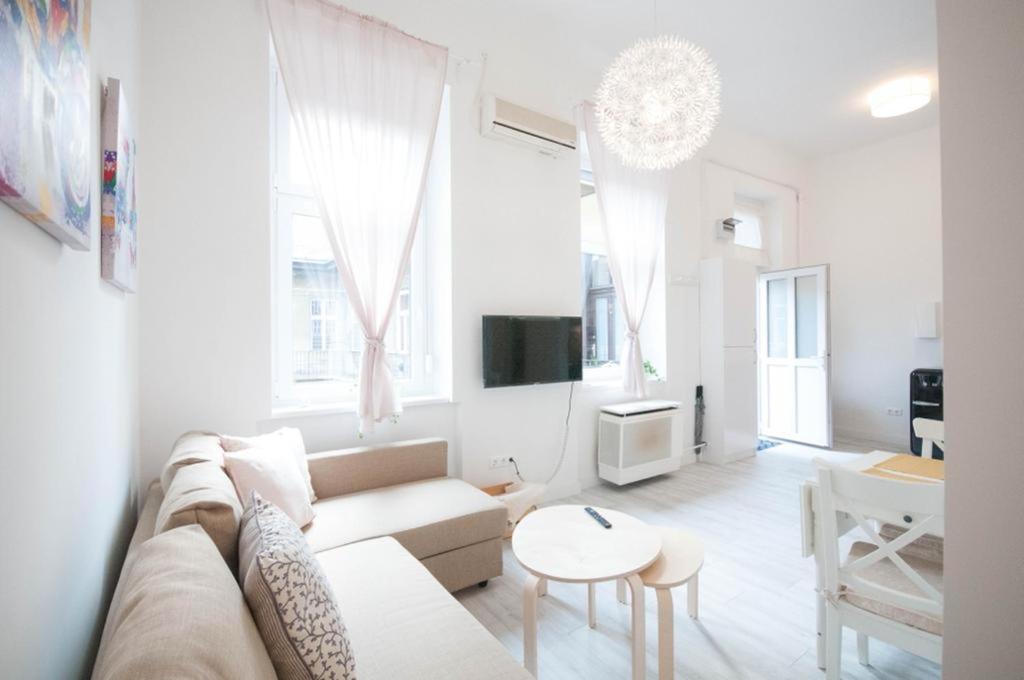 בודפשט Cs3 Csanyi Apartment מראה חיצוני תמונה
